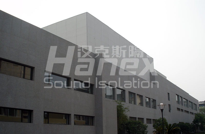 黃龍飯店BAC冷卻塔設備噪音控制案例 黃龍飯店BAC冷卻塔設備噪音控制案例